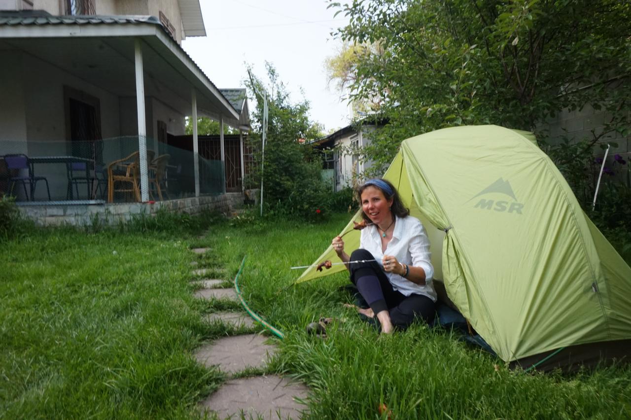 "European" Backpackers Hostel In Almaty Luaran gambar