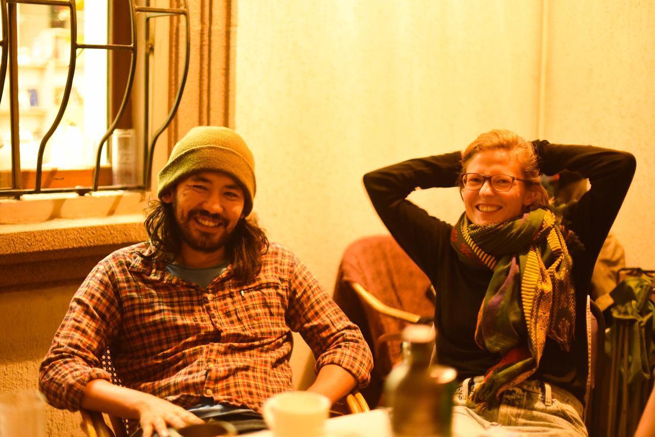 "European" Backpackers Hostel In Almaty Luaran gambar
